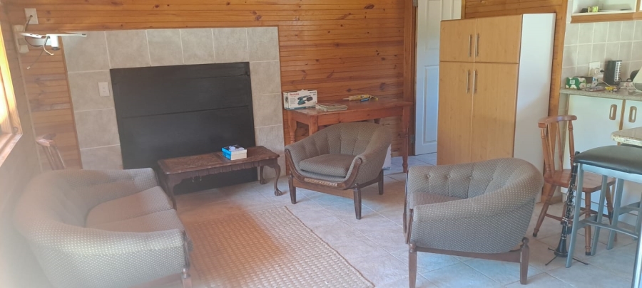 2 Bedroom Property for Sale in Meerenbosch Western Cape
